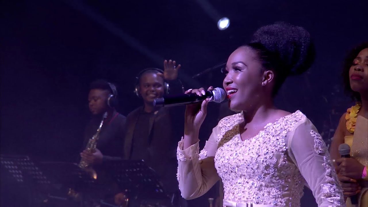 Tshwane Gospel Choir-Ke Ithegile Ka Wena (Live) ft Rejoice Mosidi