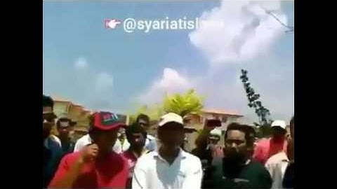 Video Orang China Marah Kepada Muslim Akibat Suara Adzan.