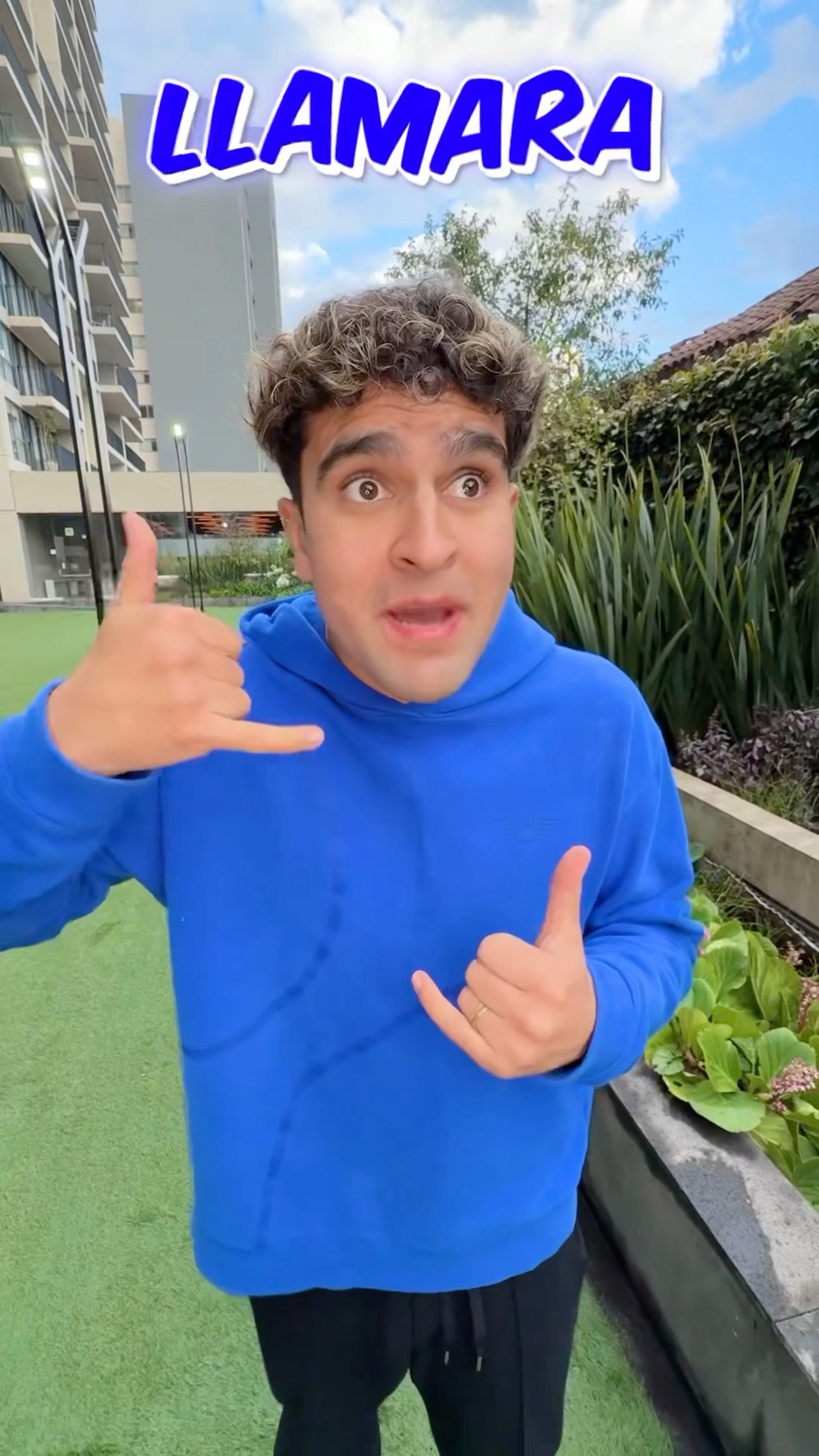 Vi como se robó el teñefono de una persona????