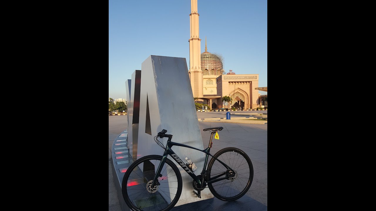 Giant Fastroad Advanced 1 Hybrid Bike 