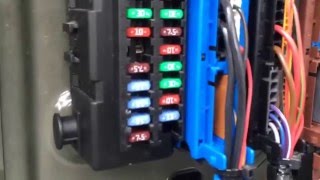 2008 Saab 9-3 Fuse Box Location