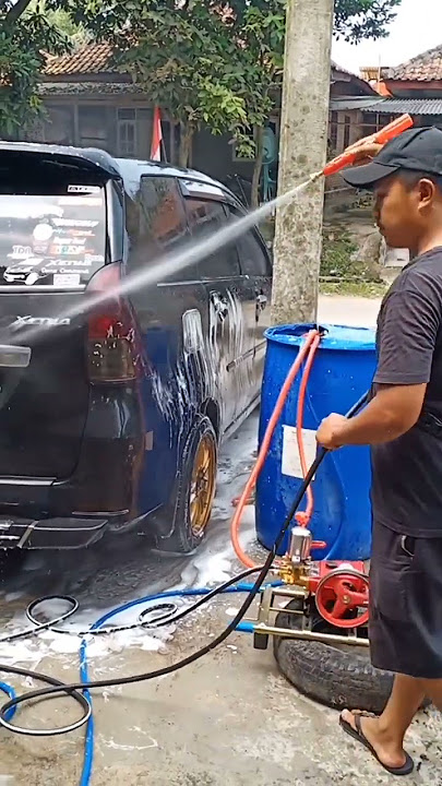 Tes mesin steam cuci mobil motor