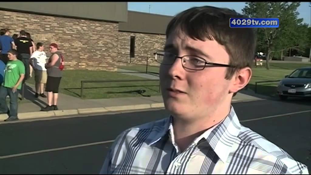 School removes Ten Commandments from classrooms