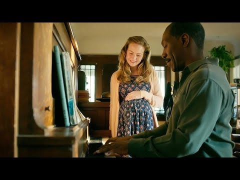 طباخ بيعيش مع ست وبنتها ولما الأم بتموت بيراعي بنتها وبيفضل عايش جنبها ملخص فيلم  