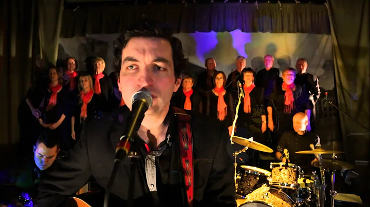 ULTAN CONLON - Dance to 'Paper Roses' Live in the ...