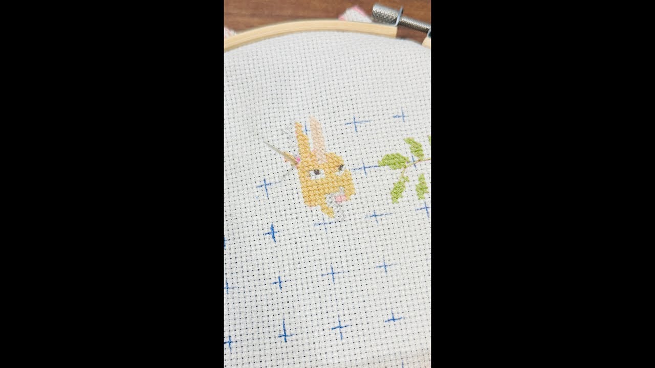 ピーターラビット ベルギーゴブラン織りの刺繍アート ベンジャミン 刺繍】ピーターラビット75号③ベンジャミンバニーの顔、、！#ばけばけ