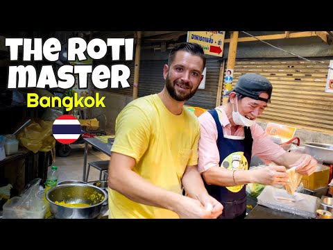 BANGKOK'S ROTI KING Teaches Me to Flip Roti! 🇹🇭 Where to Eat By The Grand Palace