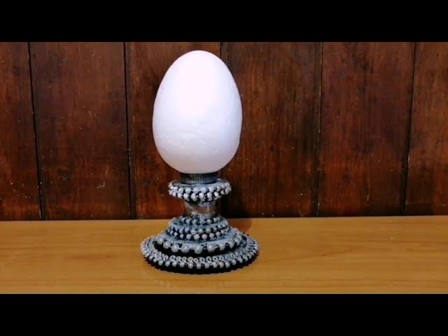 Подставка под пасхальной яйцо