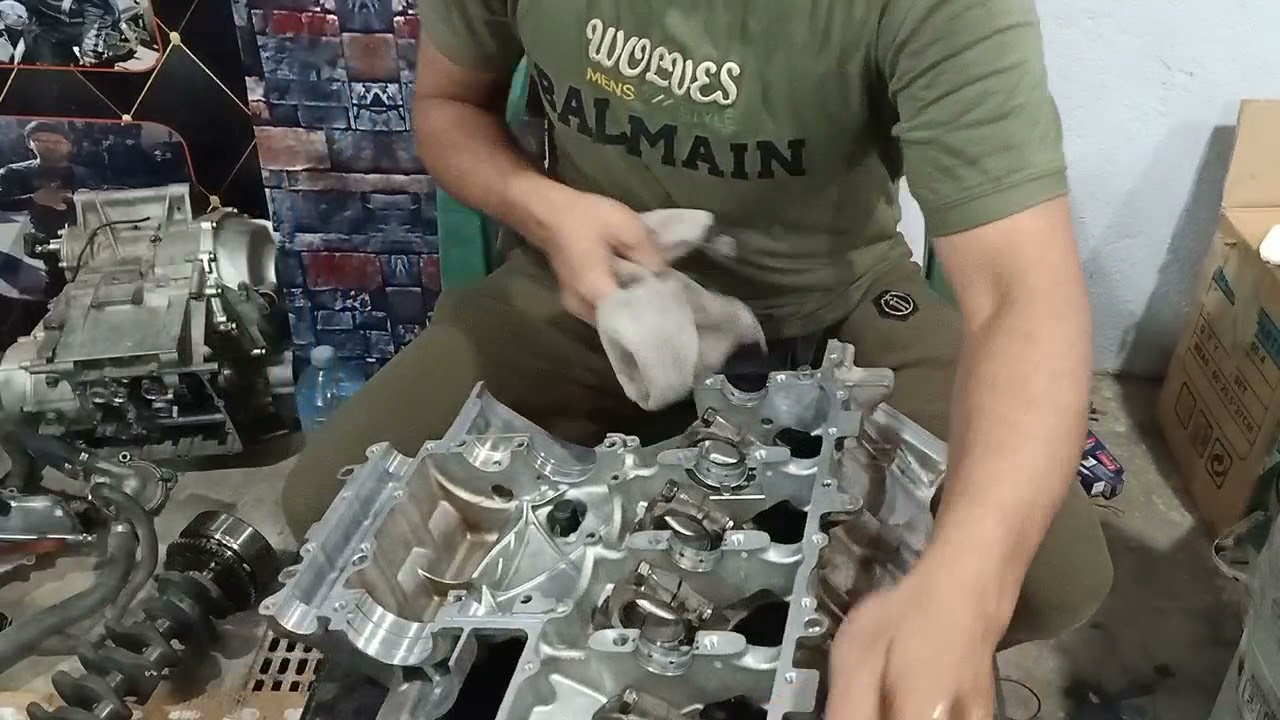 تقفيل موتور موتوسيكل هوندا 929