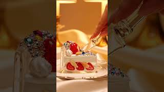 #ASMR #CakeCutting #GlassCake #SatisfyingASMR #RelaxingSounds #VisualASMR #SoothingASMR