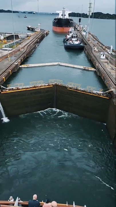 How Panama Canal Works In Timelapse