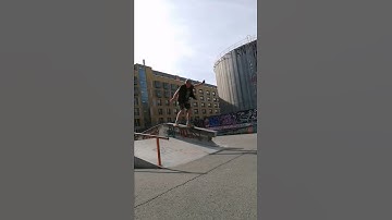 bs noseslide! it doesn