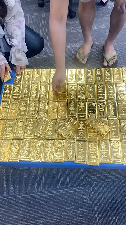 Other people like gold jewelry, but I love gold bars. #goldfactory #gold