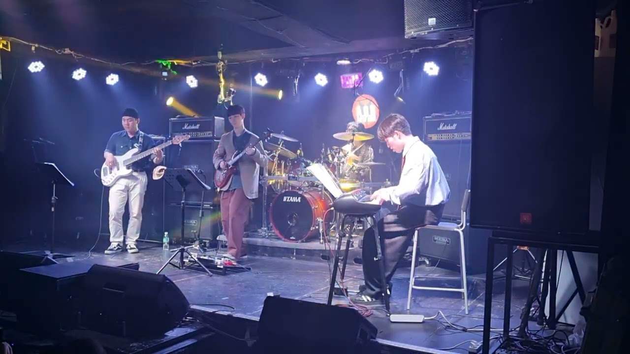 [sugar plum] dave holland - the watcher (live)