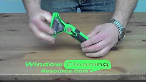 Unger ErgoTec SwivelLoc Handle