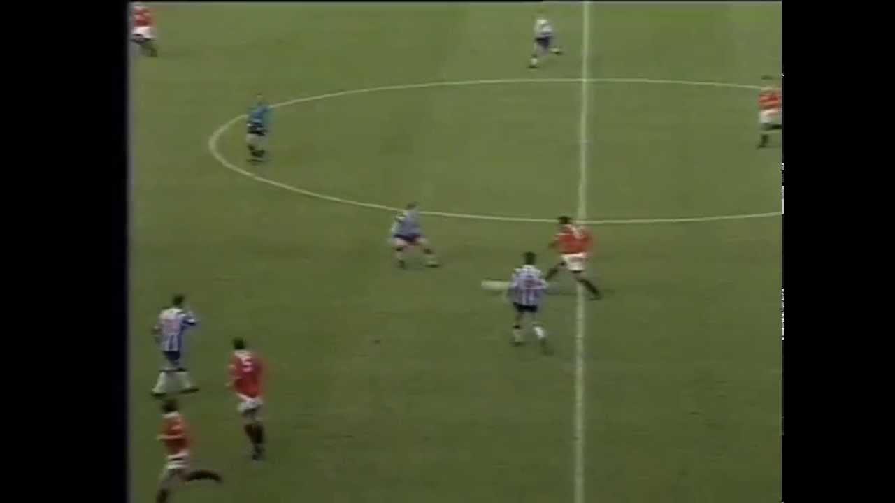 Retro Football: Presenting The Worst Goal Man Utd Have Ever Scored, Against  Sheff Wed In 1991 (Video)