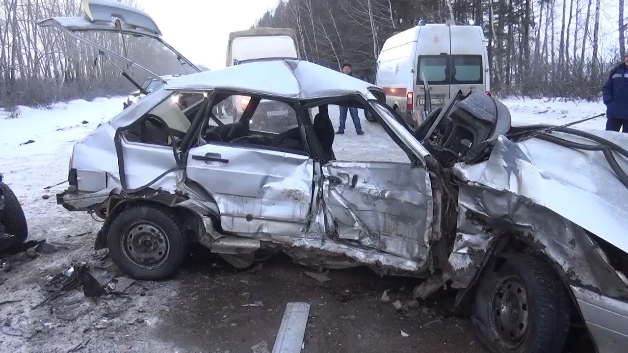 Жена разбила машину мужа