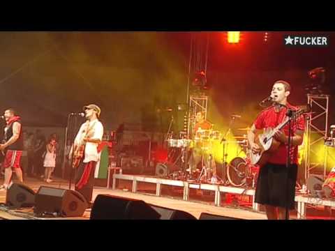 Manu Chao - (HD)(Live)(Baionarena DVD)(France 2008)(Full Concert)720p