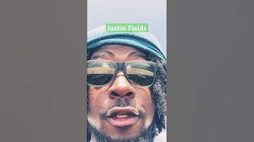 I’m ngl Justin Fields was moving #nfl #qb #justinfields