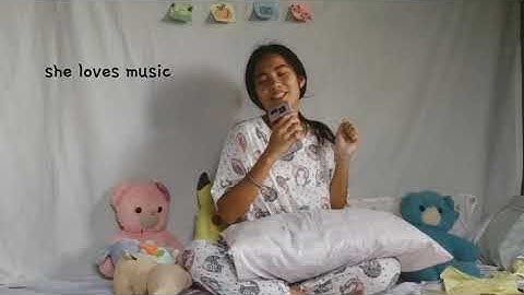 SELF-INTRODUCTION in Oral Communication in Context Class by FAITH ANNE ROYO