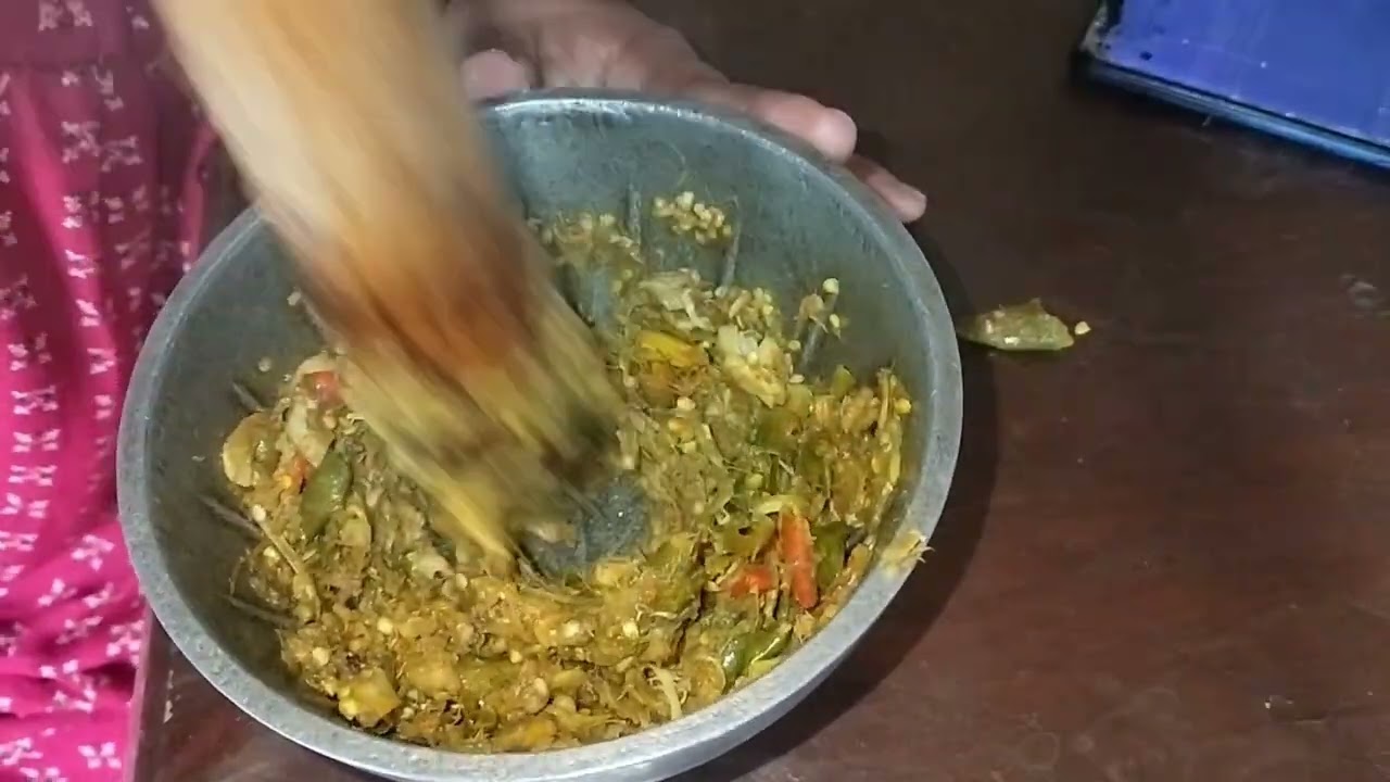 Taro tender leaves curry 