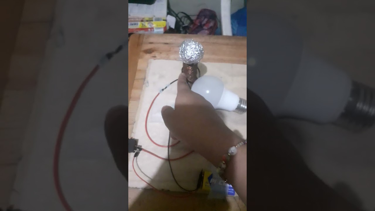 Experimento  de Física  : La Bobina de Tesla