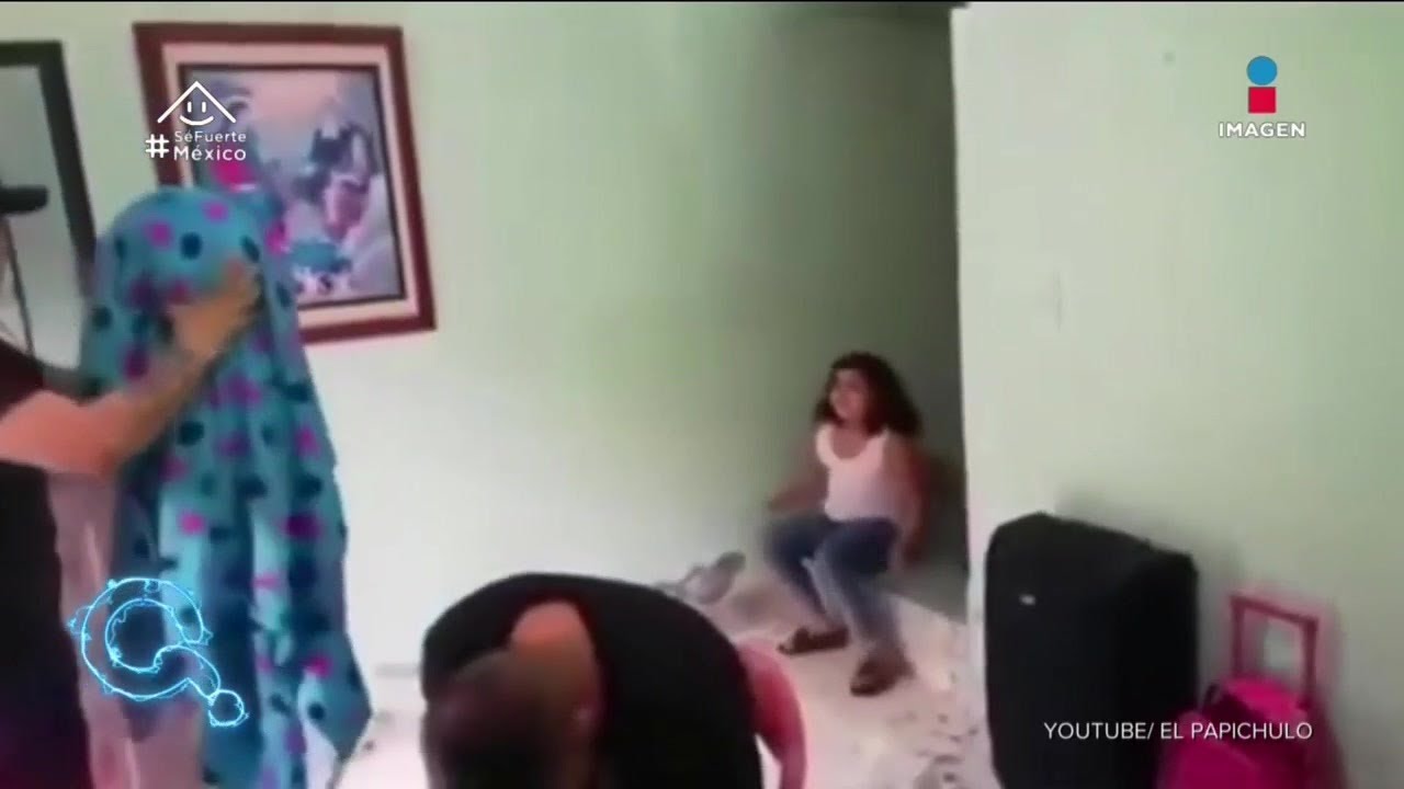 Este tío aplicó una broma pesada a su sobrina, al fingir que le arrancaba l...