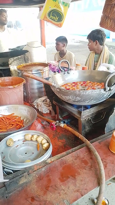 samne vale ladke ka reaction like subscribe and share