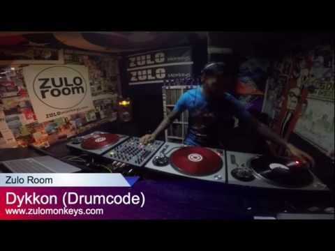 Dykkon (Zulo Room)