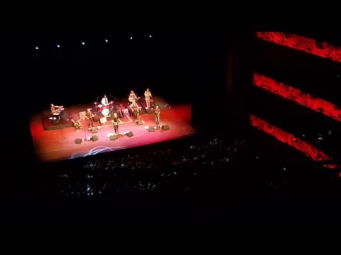 Radney Foster singing