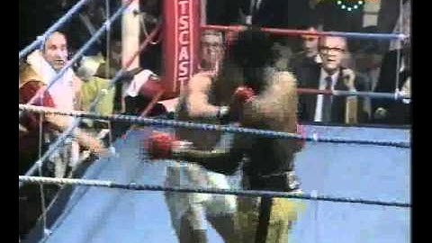 Chris Saunders v Richie Burton