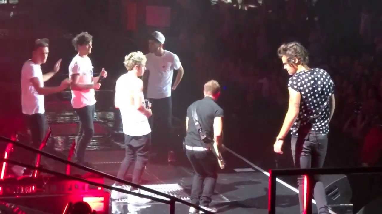 One Direction - Loved You First - Last Show (8/10)