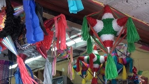 VIDEO: How to make a piñata