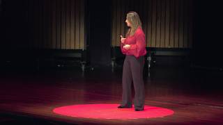 Lo pequeño puede cambiar lo grande. | Carolina Londoño | TEDxMedellin