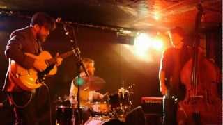 Where the Southern Cross the Dog - Checkin' up on my Baby (live at Late Night Club)