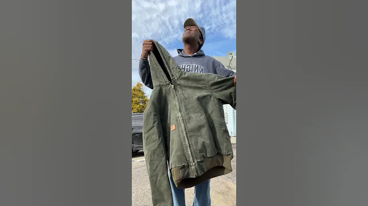 Carhartt Hooded Jacket | Carhartt J130 #carhartt #carharttjacket #workwear