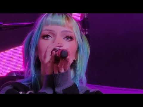 Diva Bleach - One More Time (Live from Neon City Festival in Las Vegas 11-23-2025)