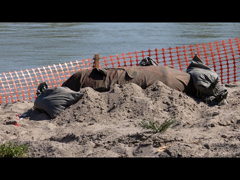 WWII Bomb Revealed by Drought in Italy’s River Po
