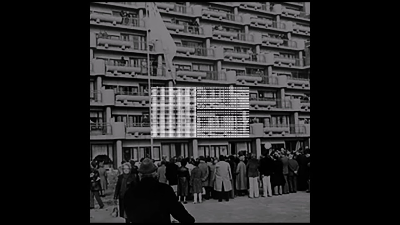Hannibal Peck - Triangular Shaped Discs [HALLOW3]