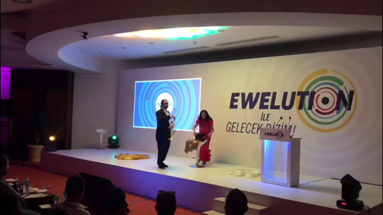 Sihirbaz Semih Zafer quick change (Hızlı kıyafet değiştirme)