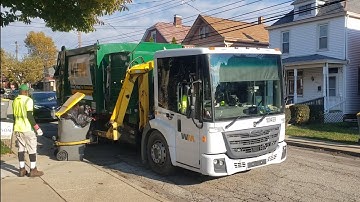 WM Freightliner Econic Heil Python Garbage Truck 