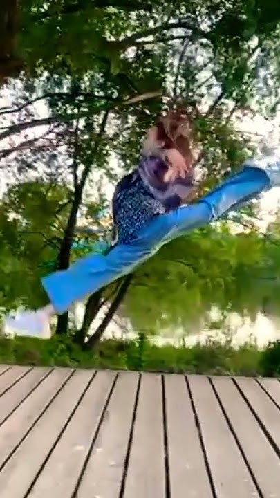 Прыжок шагом художественная гимнастика #спорт - YouTube