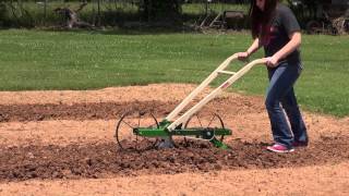 New Hoss Seeder - Planting sweet corn and peas - May 2015