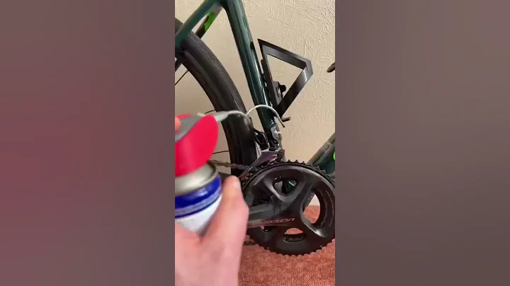 Cycling Tips: WD-40 for your BIKE? Yes or No
