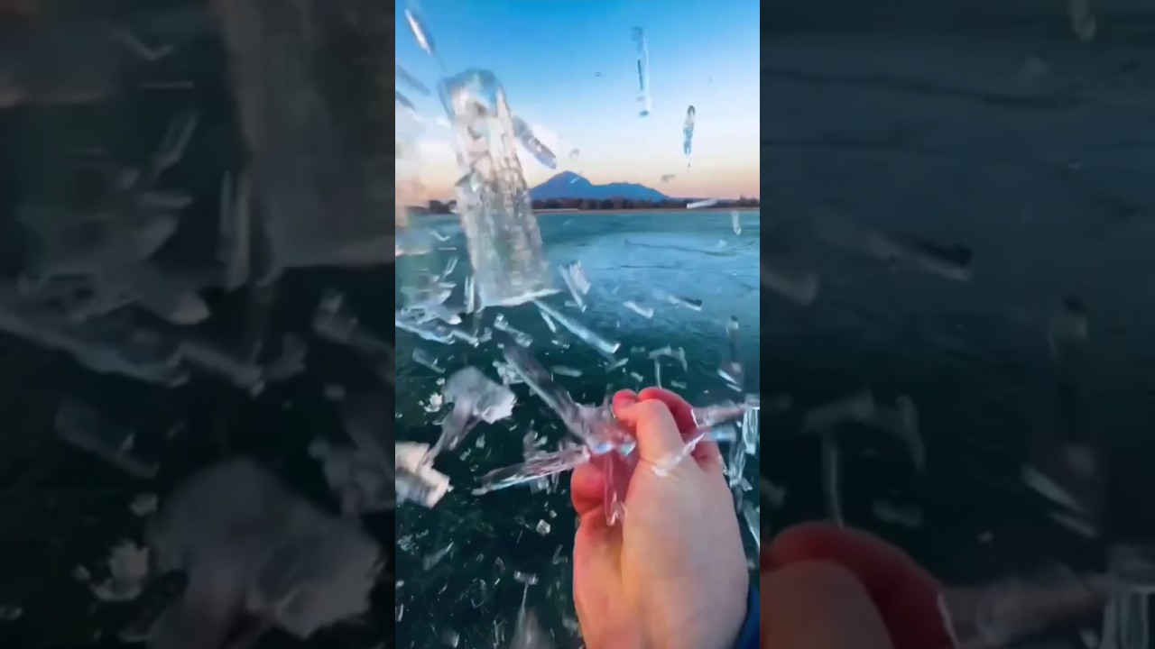 Необычный игольчатый лед, типичный для Байкала весной, появился на озере в Пятигорске 