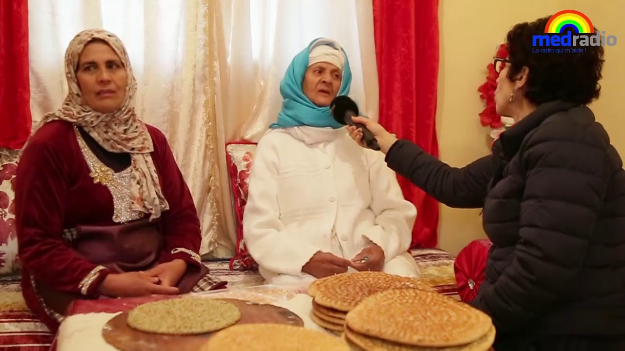 (ناس الملاّح.. كيفية إعداد خبز الرقاقة المخصص لعيد الفصح (بيساح