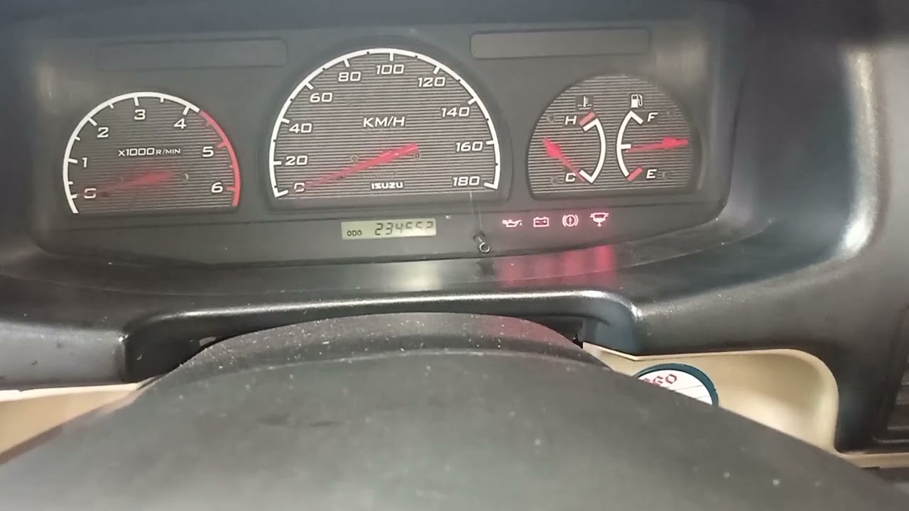 Penyebab indikator mobil isuzu panther menyala terus