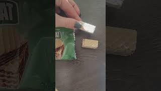 ВАФЛИ ULKER 9 KAT TAT С КРЕМОВОЙ НАЧИНКОЙ ИЗ ЛЕСНОГО ОРЕХА #shorts #обзор #еда