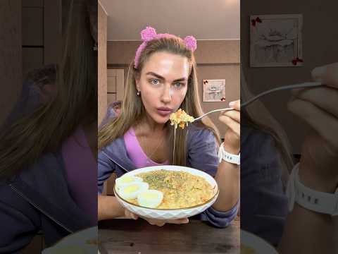 Самая вкусная овсянка с сыром и томатами #врек #рецепты #еда #готовимдома #завтрак #пп #тренды #food