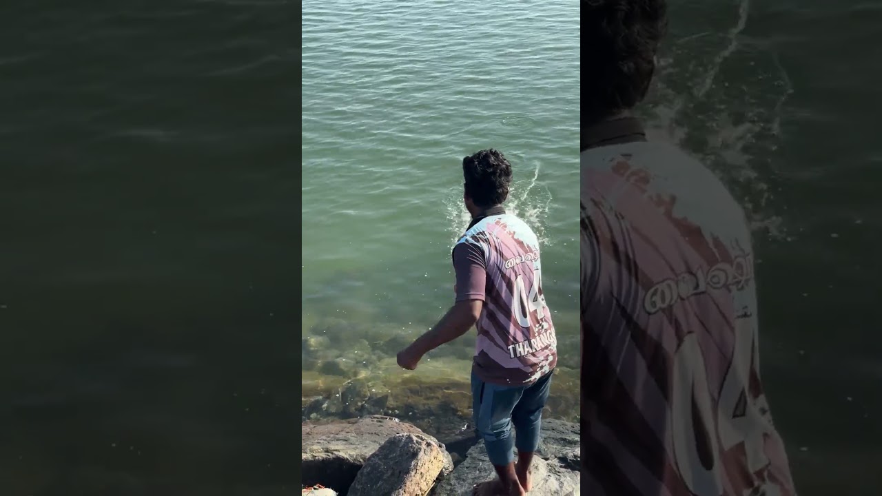 No Escape! Mullet Stuck Inside Bottle Trap Technique 😱🐟